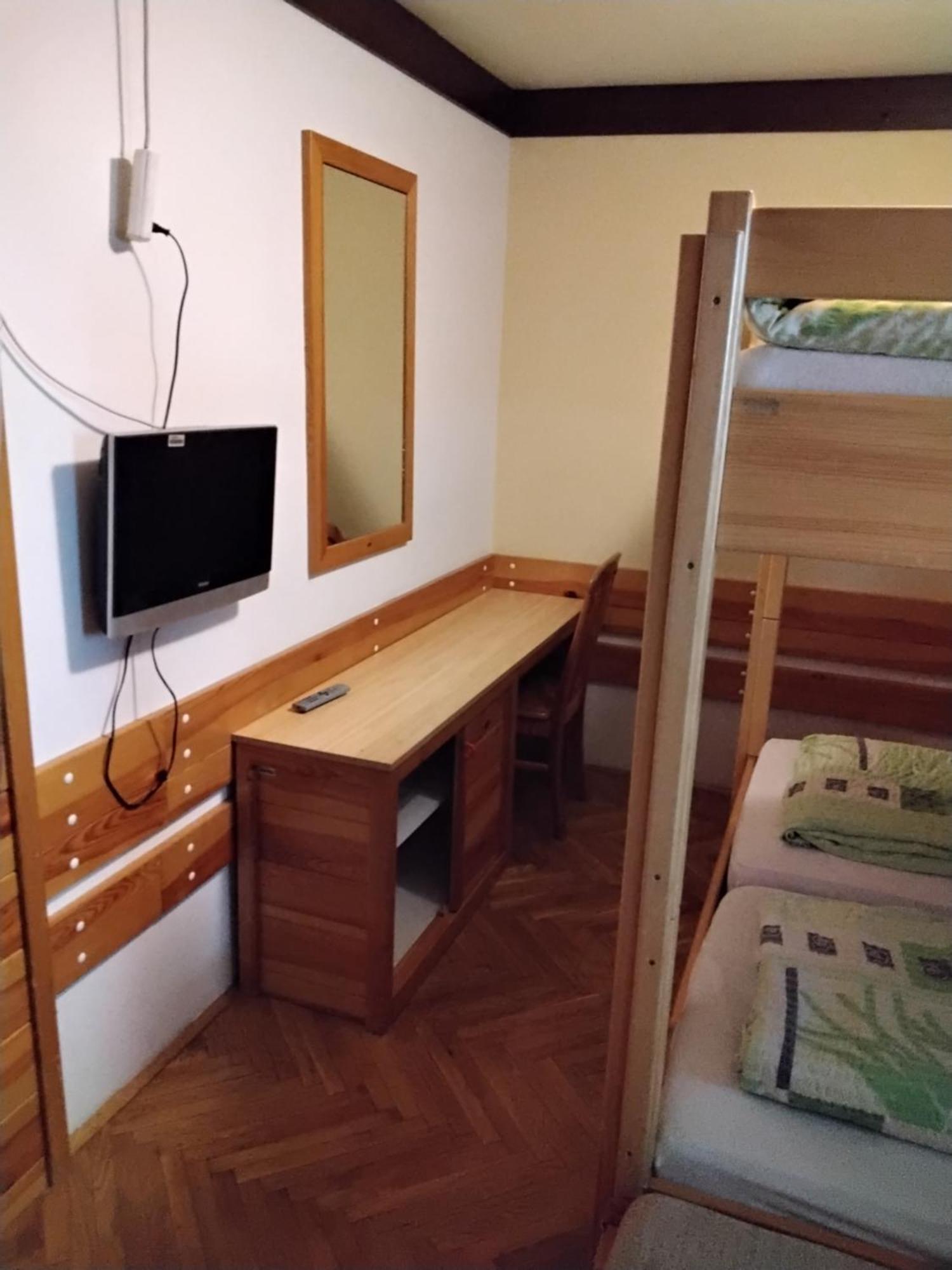 Accommodation And Restaurant Tia Cerklje na Gorenjskem Kültér fotó