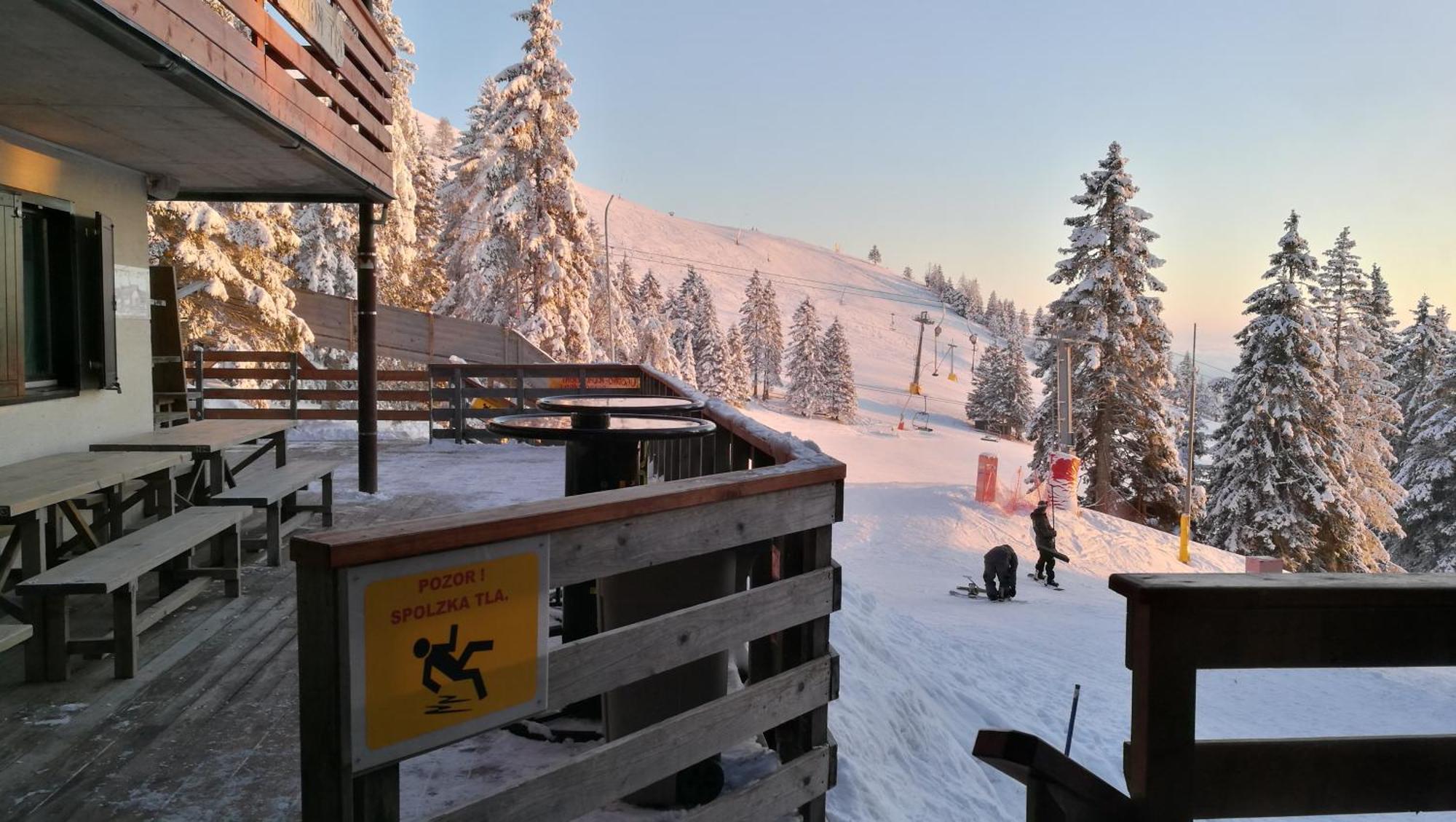 Accommodation And Restaurant Tia Cerklje na Gorenjskem Kültér fotó